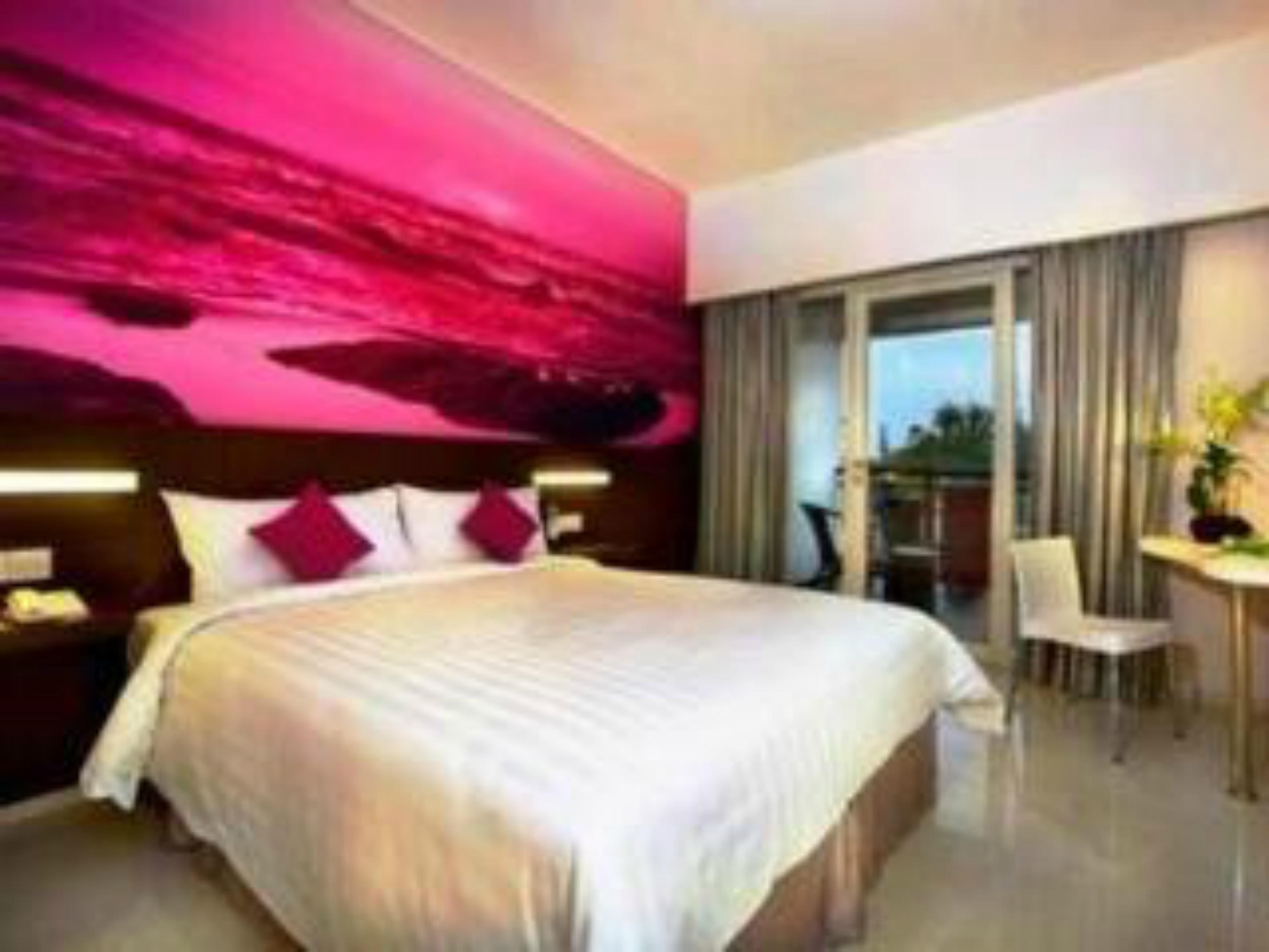 Primera Hotel Seminyak Exterior photo