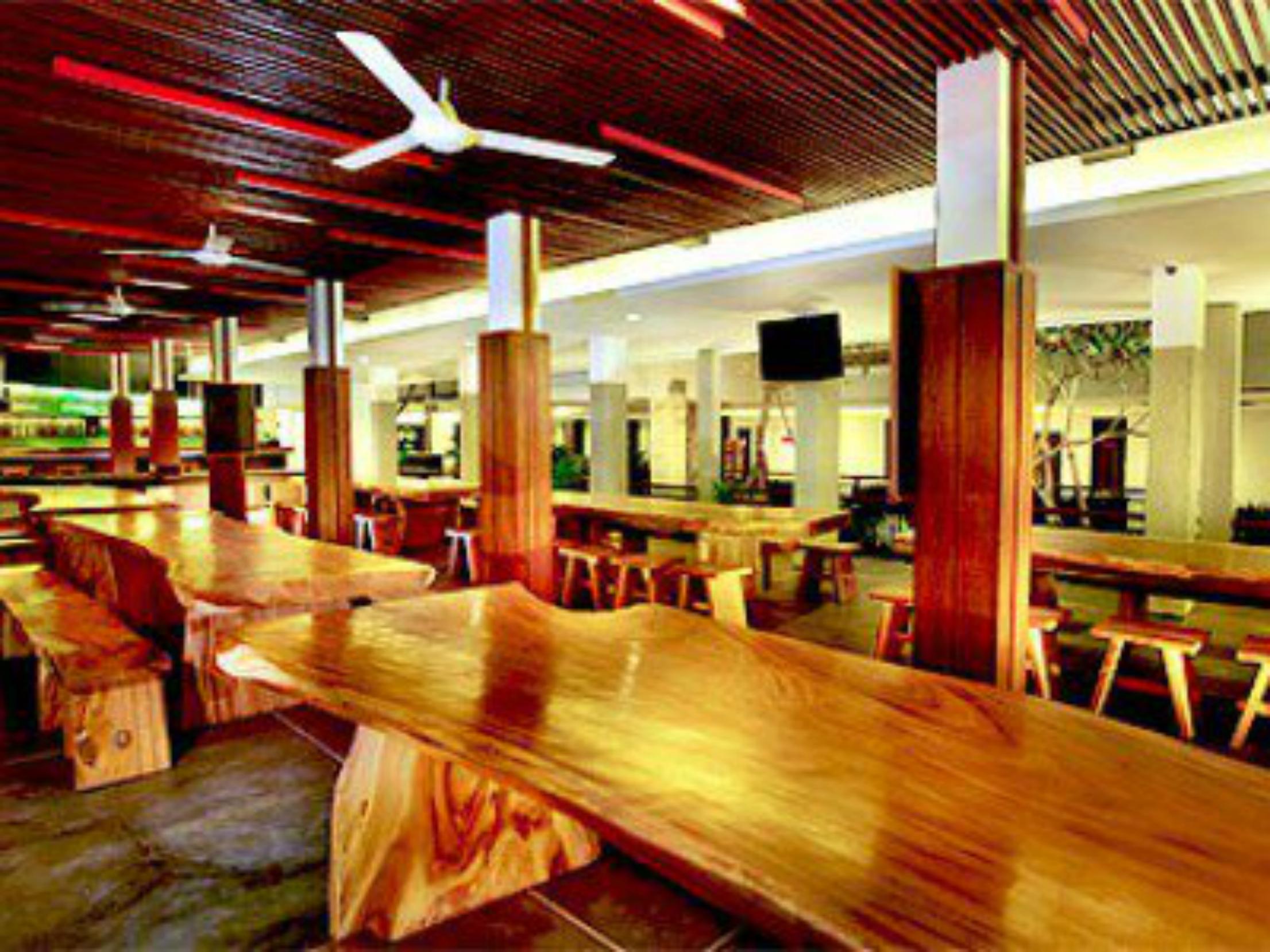 Primera Hotel Seminyak Exterior photo