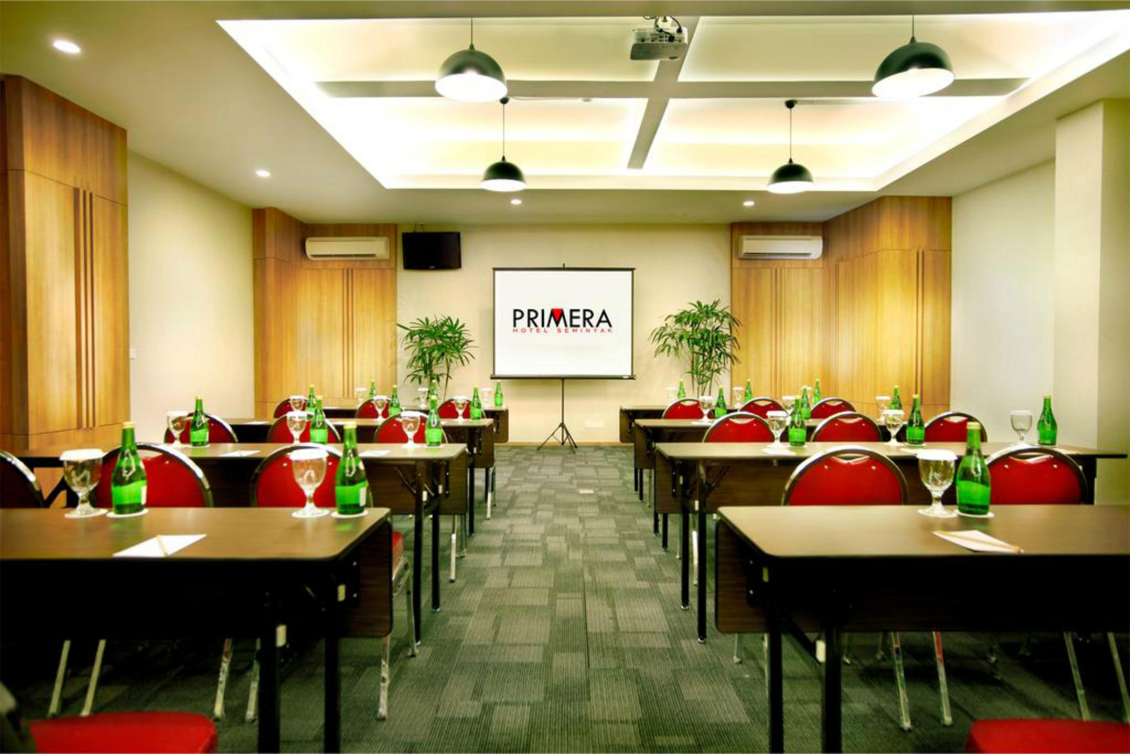 Primera Hotel Seminyak Exterior photo