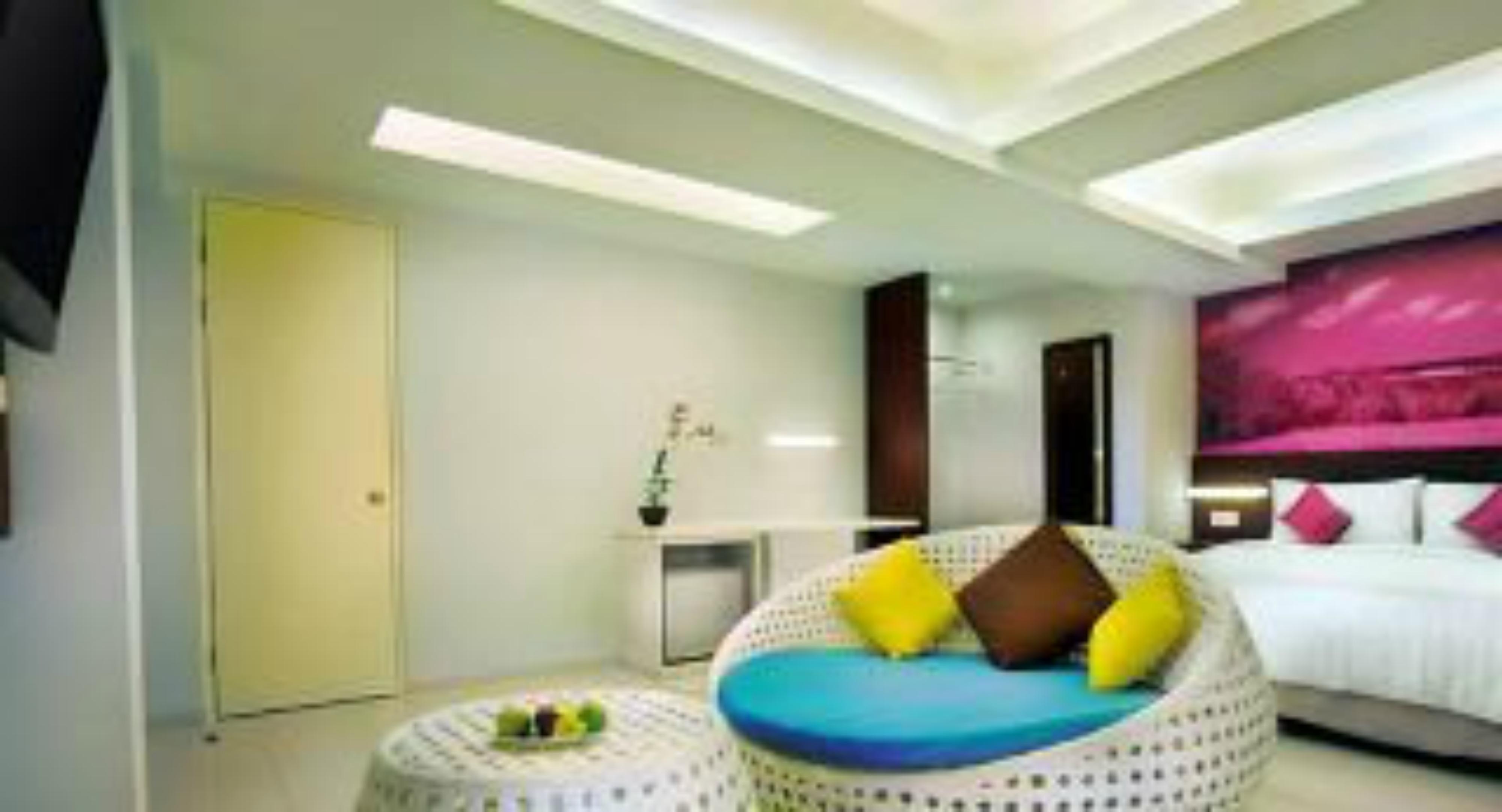 Primera Hotel Seminyak Exterior photo