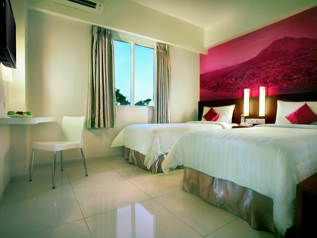 Primera Hotel Seminyak Exterior photo