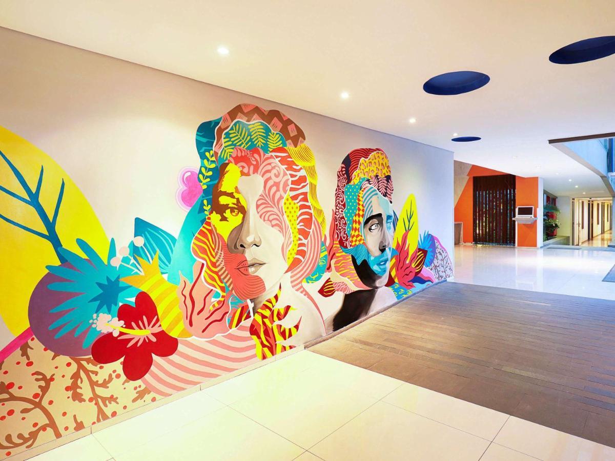 Primera Hotel Seminyak Exterior photo