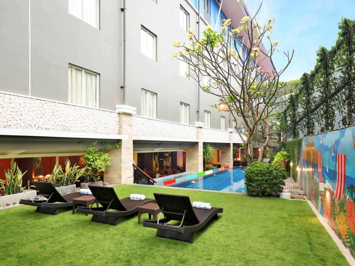 Primera Hotel Seminyak Exterior photo