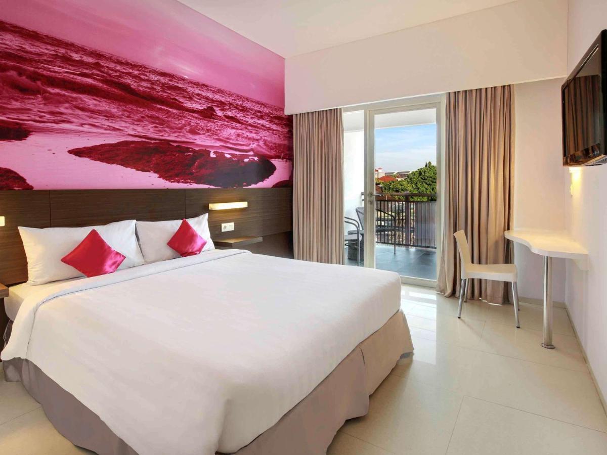 Primera Hotel Seminyak Exterior photo
